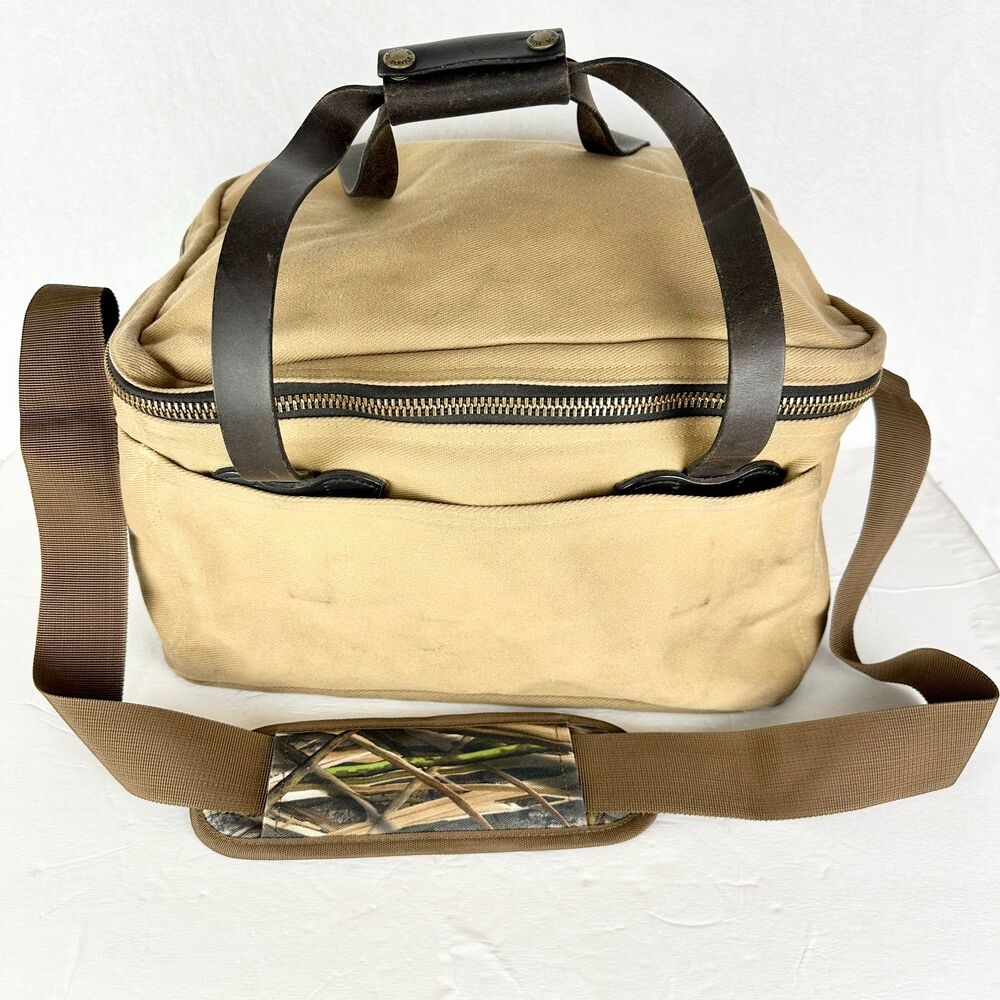 Filson 264 Original Rugged Twill Compartment Case Duffle Talon Era Travel